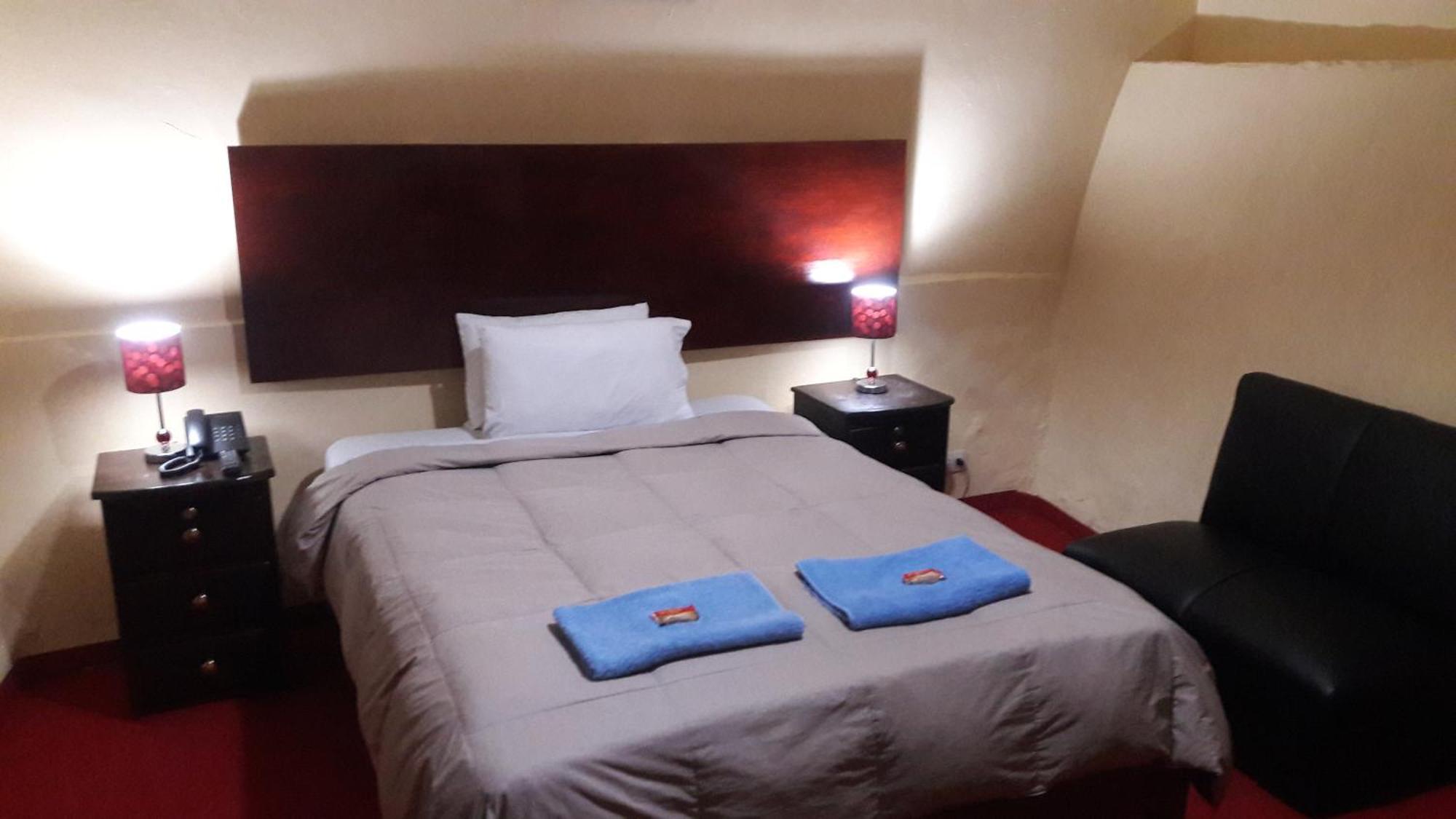 Kurumi Hostel กุสโก ภายนอก รูปภาพ
