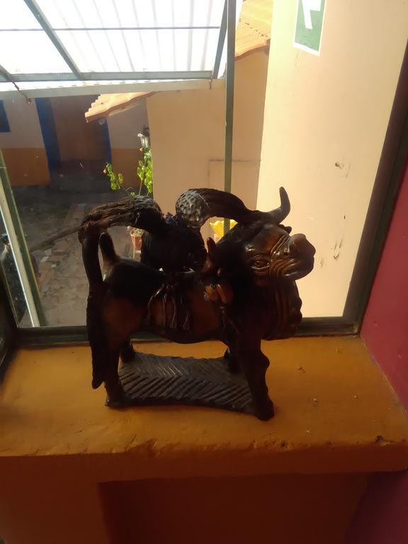 Kurumi Hostel กุสโก ภายนอก รูปภาพ
