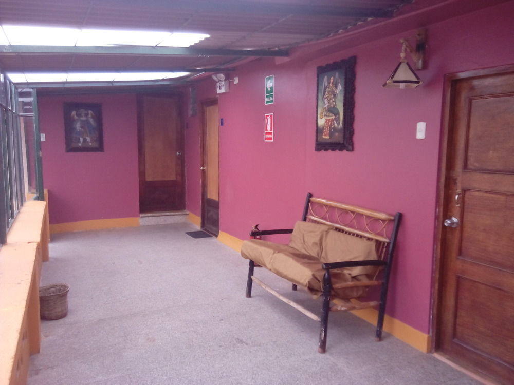 Kurumi Hostel กุสโก ภายนอก รูปภาพ